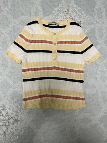 Dilvin Knit qadın köynəyi - Model: qısaqollu, dördbutonlu henley