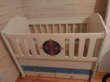 цветы апа: Oğlan üçün, İşlənmiş, Beşik, Matras ilə, Yellənmə mexanizm ilə — 3