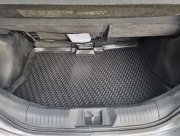 panel ortuyu: Nissan Tiida Hatchback (C11) Nissan Versa Hatchback Nissan Latio — 3