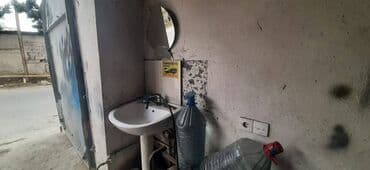 qarayev obyekt: Həzi Aslanovda Naxcivanskiy liceyə yaxin 8kv sahəsi olan obyekt — 8