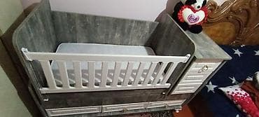 kamo: Oğlan və qız üçün, İşlənmiş, Dördbucaq, Beşik, Matras ilə, Yellənmə mexanizm ilə — 1