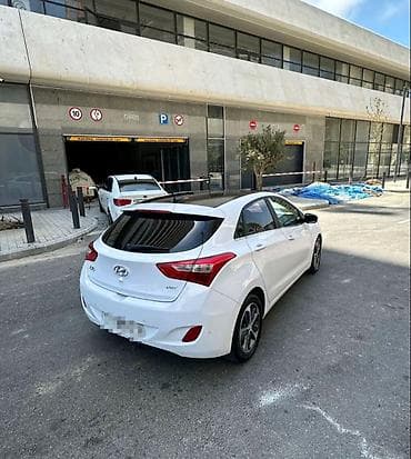 opel mühərriki: Hyundai i30: 1.6 l | 2015 il Hetçbek — 3