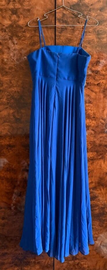 женские платья комбинация: Bu geyim qadınlar üçün nəzərdə tutulmuş müxtəlif üslublu iki paltardan — 1