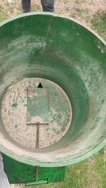 İnkubatorlar: Elektriklə işləyən yem/doğrama qarışdırıcısı (kombayn tipli) - Tətbiq — 6