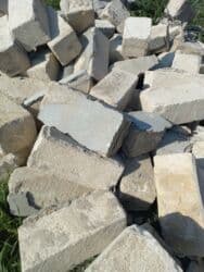 Təmir və tikinti: Daş. Kubik. 400 ədəd olar. Söküntüdü. Daşlar yaxşı vəziyyətdədir — 2