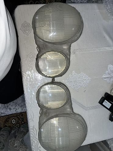 Digər avtomobil ehtiyat hissələri: W210 2001 cüt fara vp aktiv — 2