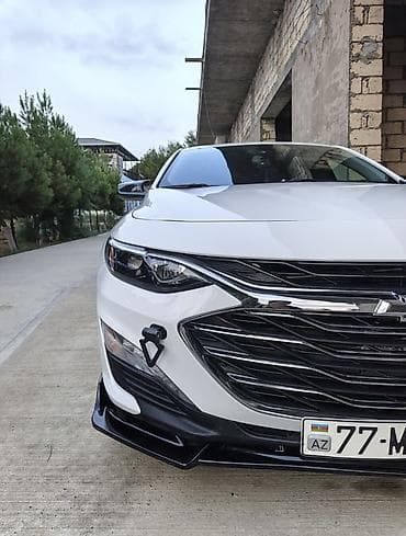 traktor satşı: Chevrolet Malibu: 1.5 l | 2021 il 142000 km Sedan — 6