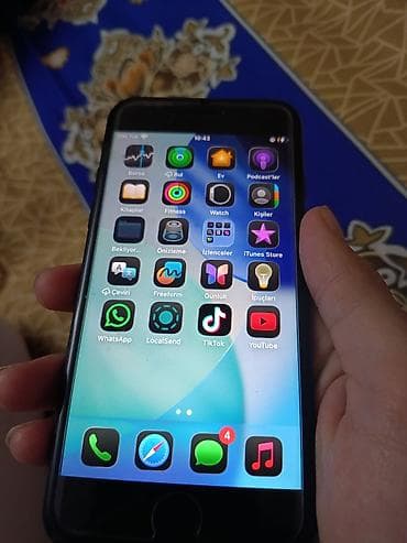 IPhone SE 2020, 64 GB, Qara, Barmaq izi — 1