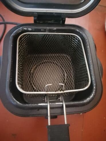 Saclar: Fritoz Maxwell, 1-dən az l — 1