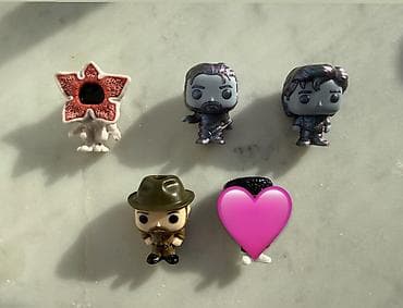 Demogorgon 3.50azn
Upside down olanlar 6 azn
Hooper 5 azn