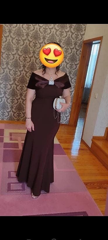 Jiletlər: Zərif axşam/gecə libası. Bir-iki dəfə geyilib. Baha alınıb — 1