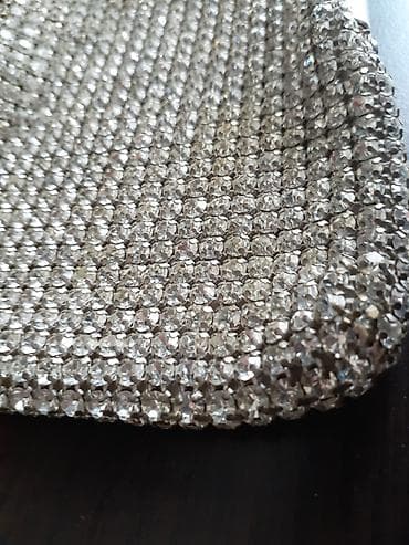 Kristal Daşlı mini axşam çantası (clutch). Kristal daşları tökülmür