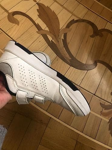 Bodi: Original! Adidas uşaq idman ayaqqabısı - Rəng: ağ, qara detallarla - — 6