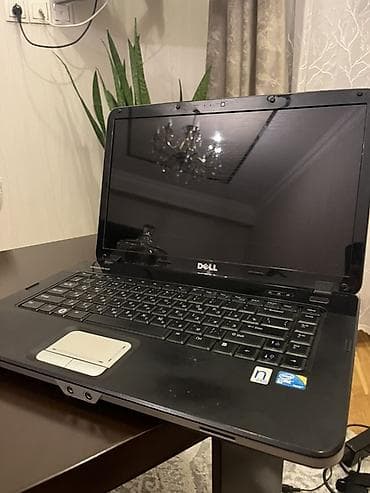 Dell noutbuk – PP37L seriyası Xüsusiyyətlər: - Ekran: 15.6" (parlaq