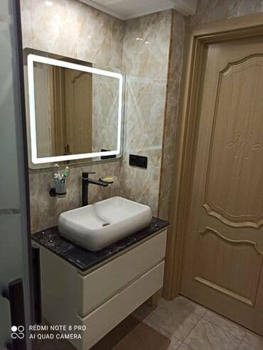 sibrizdə evlərin qiyməti: Bakı, 3 otaqlı, Köhnə tikili, m. Sahil, 80 kv. m — 15