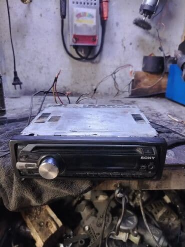 maşın üçün dinamik: Maqnitol, İşlənmiş, Sony, AUX, Ünvandan götürmə — 3