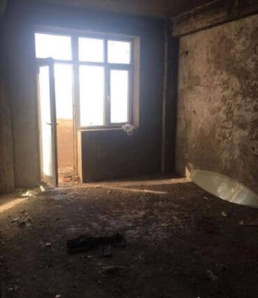 yeni guneslide 5 otaqli evlerin qiymeti: 3 otaqlı, Yeni tikili, m. Nəriman Nərimanov, 163 kv. m — 3