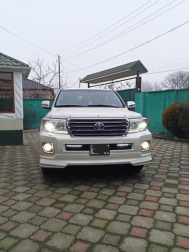 Toyota Land Cruiser: 4 л | 2013 г. Внедорожник