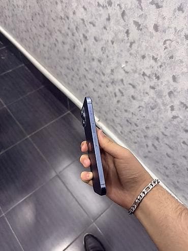 scanner: IPhone 13 Pro Max, 256 GB, Graphite, Face ID — 4