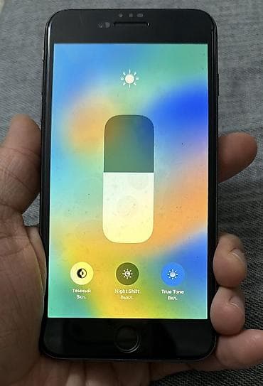 honor p20 lite: IPhone 8 Plus, Qara, Simsiz şarj — 3