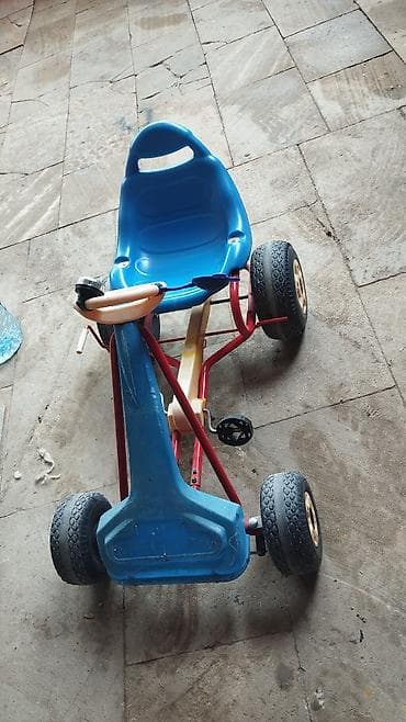 oyunca: Uşaq pedallı go-kart - Dörd təkərli, stabil konstruksiya - Pedalla — 9