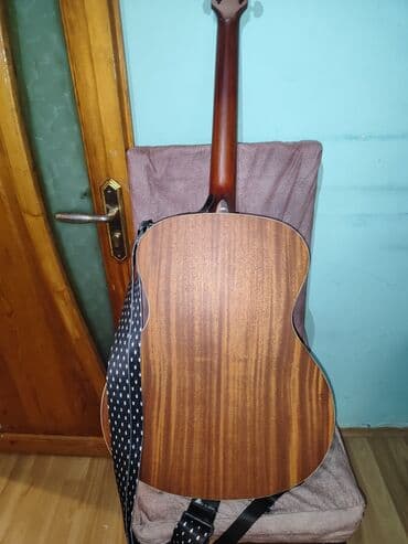 Səs avadanlığı: Akustik gitara, Behringer, 6 sim, İşlənmiş, Ünvandan götürmə, Pulsuz çatdırılma, Ödənişli çatdırılma — 2