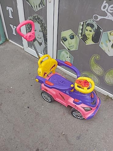 Uşaq üçün itələmə saplı minik maşını. Ehmedlide. - Rəng — 1