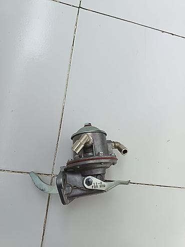 dizel qazel satisi: Məhsul: Mexaniki benzin nasosu Təsvir:2 eded dir. 1 ededi 35 azn - — 3