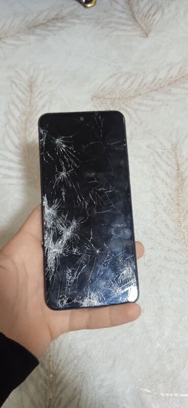 купить игровой компьютер бу: Xiaomi 12, rəng - Qara, 
 Qırıq — 2