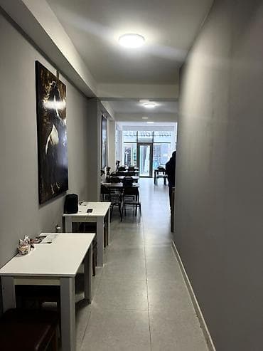 Sumqayıt Dövlət Universitetinin düz yanında yerləşən, uzun müddətdir — 2