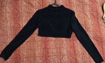 Kurtkalar: Qara rəngli qadın crop-top - Dizayn: Uzunqollu, qısa kəsim (crop) — 1