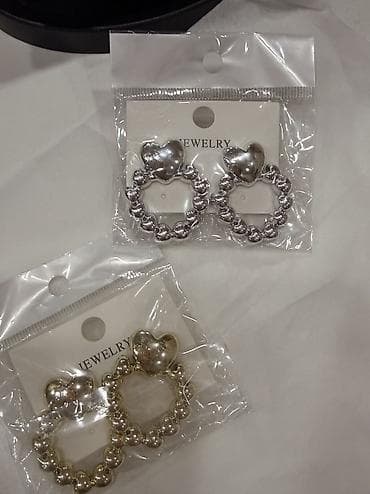 papaqlarin satisi: Maya deyerinden bele ucuz aksesuarlar satilir. Hecbiri isdifade — 4