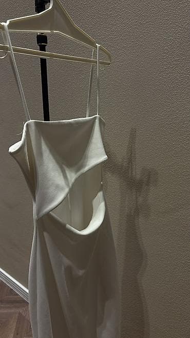 Zərif gecə geyimləri və bodi toplaması - Zərif ağ rəngli, nazik