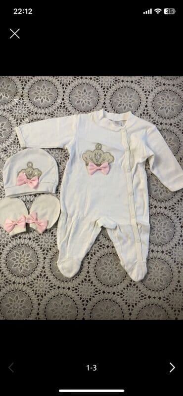 Oyuncaqlar: Hər biri 2 m Uşaq geyimləri dəsti – bir neçə komplekt 1) Boz tonlarda — 6