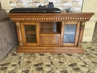 Klassik üslubda taxta mebel dəsti - Material: keyfiyyətli massiv ağac