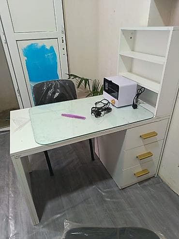 miz stol: Düz masa, Stulsuz, Polkalı, Siyirməli, Sadə laminat — 1