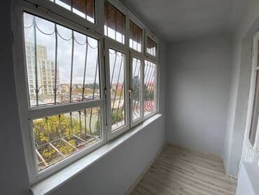 həzi aslanov 2 otaqlı evlər: Bakı, Bakıxanov qəs., 2 otaqlı, Köhnə tikili, m. Neftçilər, 70 kv. m — 2