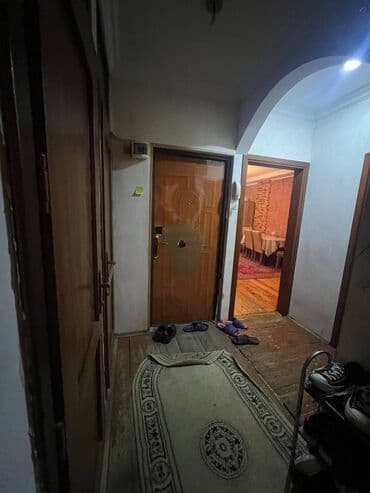 7 ci mikrorayon 1 otaqlı mənzil: Bakı, 3 otaqlı, Köhnə tikili, m. Xalqlar Dostluğu, 60 kv. m — 10