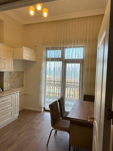 kirayə restoran: Sumqayıt,Bulvar,Kristal Abşeron 3 yaşayış kompleksində,10 — 7