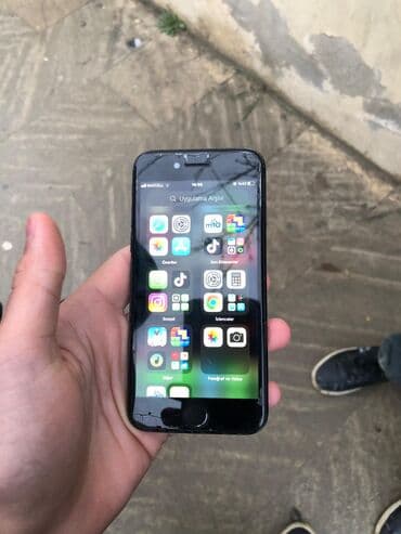 Apple iPhone: IPhone 7, Qara, Barmaq izi — 4