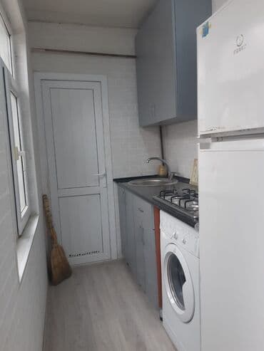 tecılı satilir: Binəqədi qəs. 1 otaqlı, 40 kv. m, Kredit yoxdur, Yeni təmirli — 1