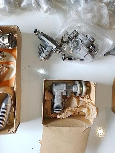 220 mator: Modelçilər üçün içdənyanma mühərrikləri və ehtiyat hissələri toplusu — 4