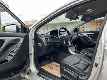 kuba 150 motor: Hyundai Avante: 1.6 l | 2015 il Sedan — 10