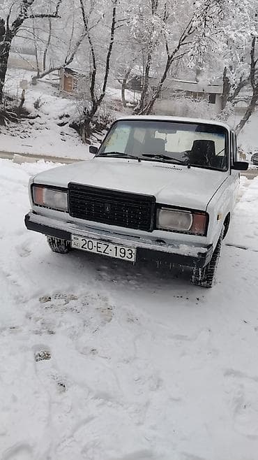mosu: VAZ (LADA) 2107: 1.6 l | 2004 il 260000 km Sedan — 2