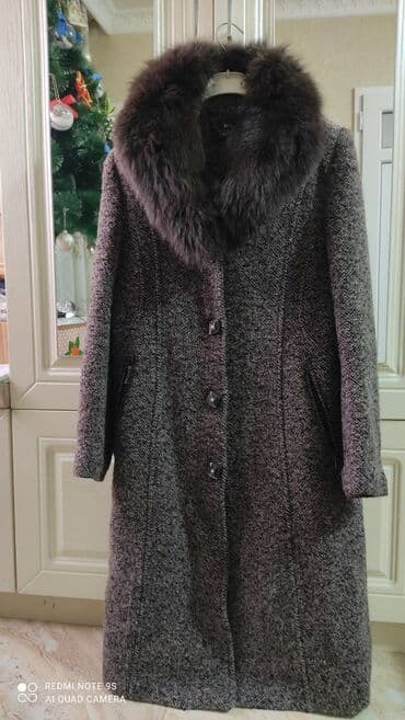 qadınlar üçün təbii dublyonkalar: Təcili satilir. Super qalın palto alan uduzmaz.baha alınıb tecılı — 2