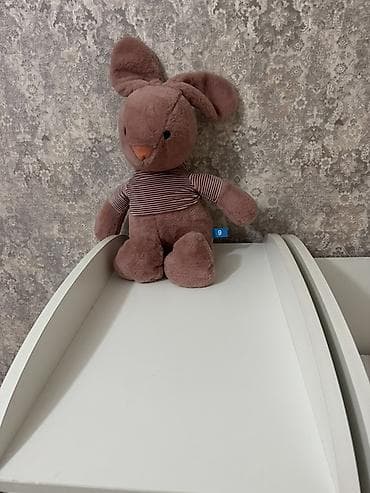 Beşiklər: Oğlan və qız üçün, Dördbucaq, Beşik, Yellənmə mexanizmsiz — 9