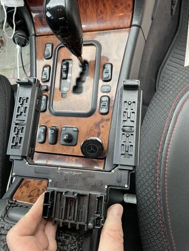 шины 13: Nokia telefonu ücün.Maşin aksesuarı.Tazadir.2 adadir. biri 13 azn — 11