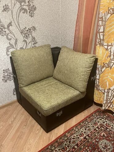 Mercedes-Benz: Künc divan, Divan, Açılan — 4