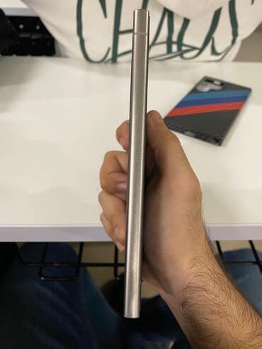 ikinci el samsung s23 ultra: Samsung Galaxy S24 Ultra, 256 GB, rəng - Bənövşəyi — 6