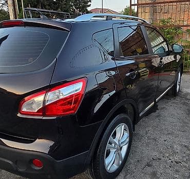 nissan tida: Nissan Qashqai: 2 l | 2011 il Krossover — 10